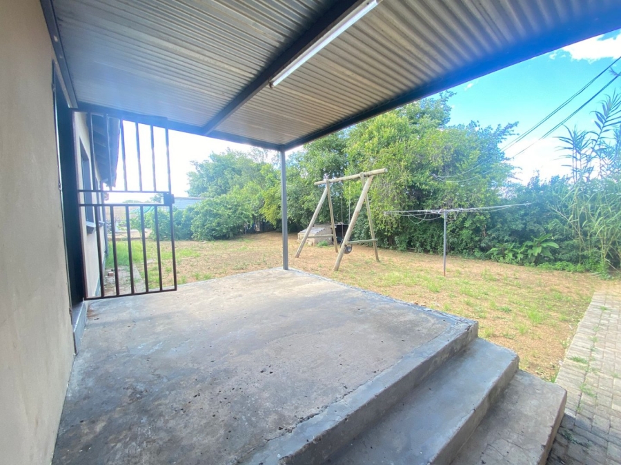 5 Bedroom Property for Sale in Willows Free State